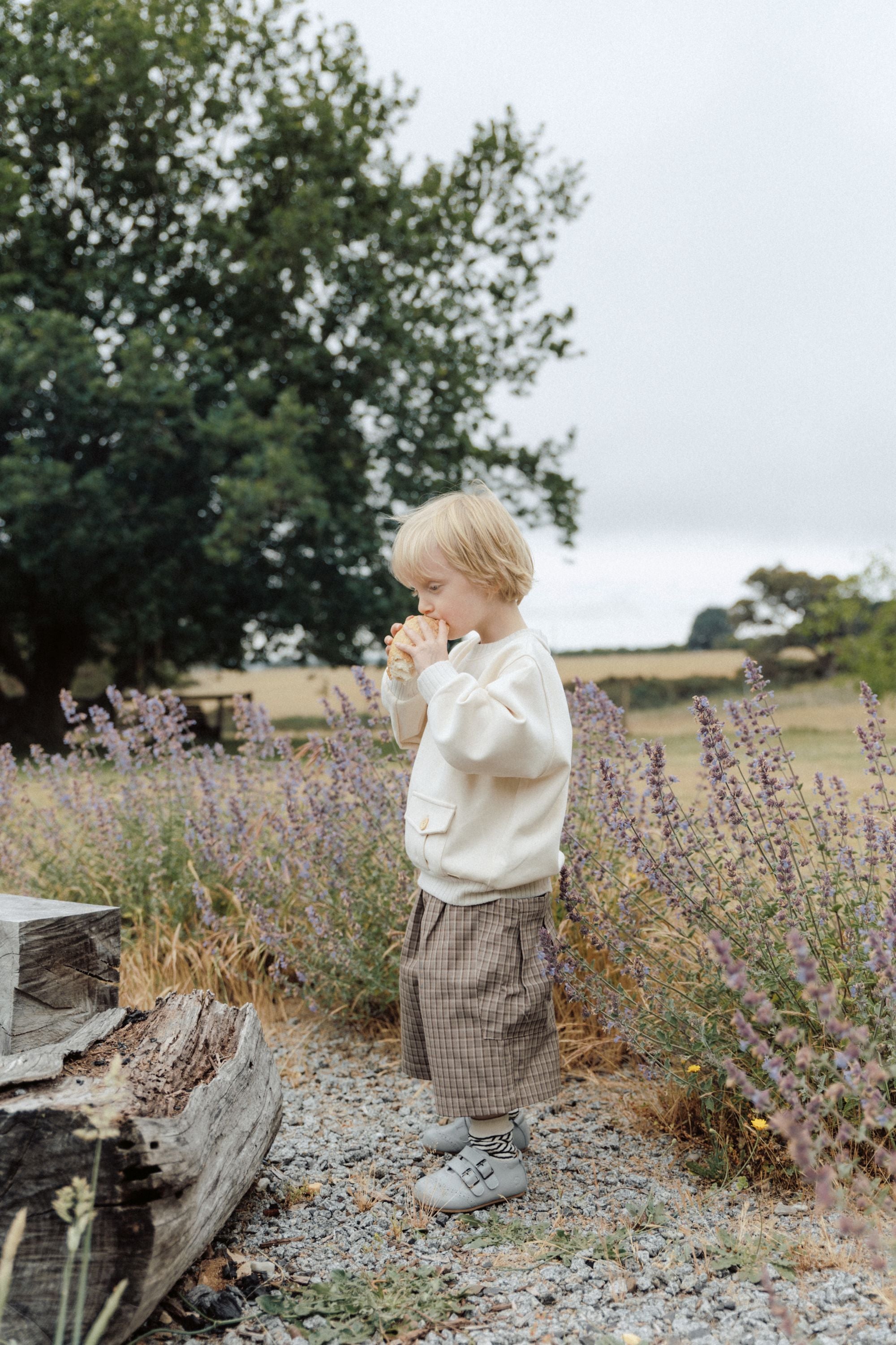 Magic Pocket Sweatshirt - Cream